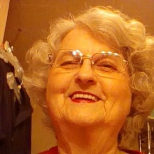 Meet your Posher, Gloria